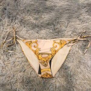 💛New Authentic Versace La Coupe des Dieux  Cream Bikini Bottom Gold– Size 3